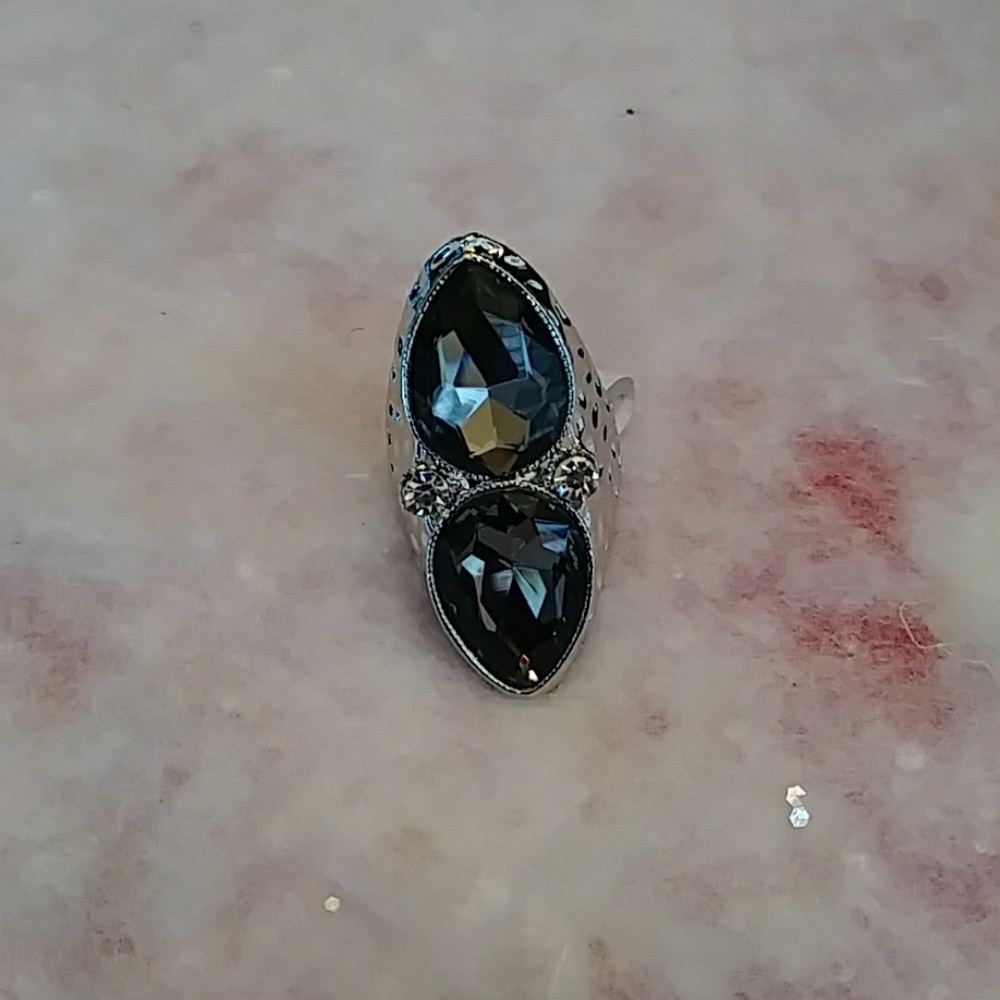Womens ring